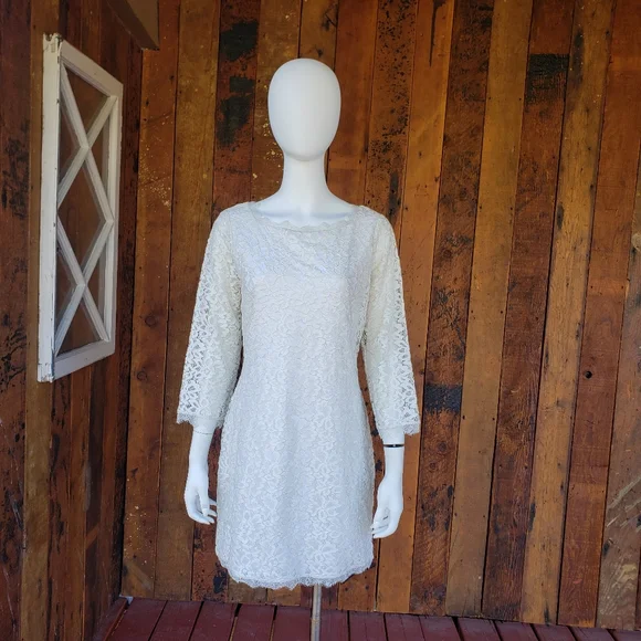Diane Von Furstenberg Zarita White Lace Dress - Picture 2 of 16